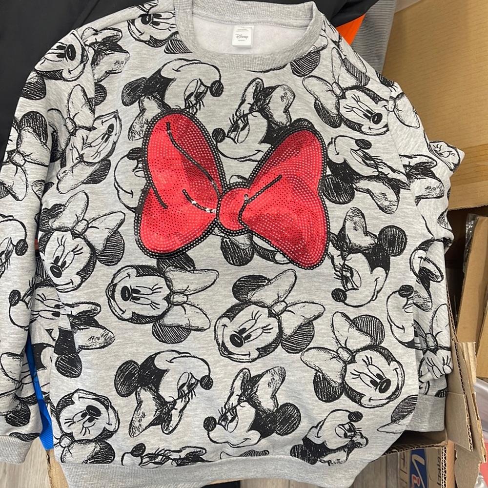 Two kids size 7-8 // one kids size 10-12 // one kids size 6